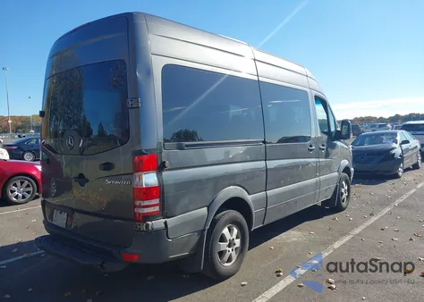 2013 Mercedes-Benz Sprinter 2500 Normal Roof из США, поврежденный, VIN WDZPE7CCXD5788809